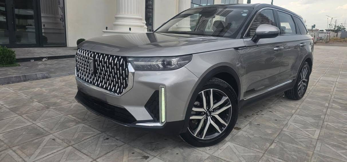 ✨سيارة بيستون T99 موديل 2022✨ (Beston T99 2022 for sale) للبيع في أربيل Erbil ماشيه 91400 كم 
استخدام عائلة من وكالة زيرو

✨كلين بدون صبغ ✨

مكينه 2.0L توربو رقم أربيل تحويل مباشر للمشتري 
المواصفات 🔰
كاميرا خلفية+ رادارات + 
تحديد المسار + تحذيرات نسيان + تصادم أمامي
مثبت سرعه + هاند بريك كهربائي + تبريد أمامي وخلفي
صندوق واسع+ كشنات جلد + تدفئه + تحكم كهربائي 
بصمه تشغيل + عازل حراري + سقف بانوراما
السياره فول مواصفات
مشامه ريحه البنزين العادي، 
تيارات جديدة ما صارلها اسبوعين
الصيانة الدورية بشكل مستمر

المهتميين التواصل على الخاص أربيل, العراق


**إذا كنت صاحب هذا الإعلان وتريد حذفه لأي سبب، رجاءا أرسل رسالة إلى الدعم الفني**
