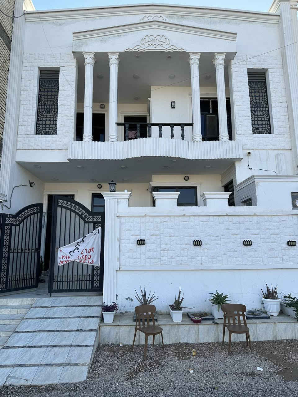 ((بسم الله الرحمن الرحيم))
🏡     🏘      🏚 

#بيت_للبيع         

🔴في الجغيفي ثانيه

🔴 كاع بيت نايل 

✅المساحة :180
 
مكون من 5غرف نوم
 صالات2
ومطبخ 
واستقبال 
حمام عدد2
مناور عدد 2

 🛣 الشارع 🛣🛤 : 10

🗒📑⚖️ نوع الملك : طابو زراعي صرف علمن عند الشراء تدخل مباشرتا بل سند المشترك الطابو لصرف الازراعي

💸💰 السعر  💰💸: 168🔴وبي مجال

للاستفسار : مراجعة 
🥇 مكتب الدليمي 🥇
🩸📍العنوان الجغيفي _نهايت سياج المقبرة على السايد الايمن.                         
                                     
            📱📲  للاتصال :  ميثم*********** 📞☎️

#عقارات_الفلوجة #عقار_للبيع #عقارات_الانبار #عقارات_العراق  #العقار #عقار
#العقار_للبيع #للبيع #بيع #بيت #بيوت #قطعة #قطع
#ارض #
