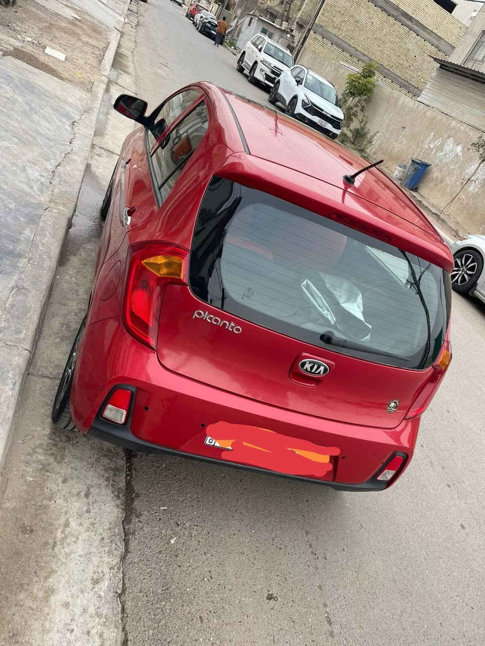 بيكانتو ٢٠١٦ لون احمر دم الغزال 
سيارة جديدة وتهبل لون ومواصفات 
مكفولة من الصبغ فقط بيها بارد وعلى الفحص

+964 770 795 1497
للمعلومات يرجى الاتصال على الرقم 
السيارة على ايدنا واستخدام نسائي منزلي قليل
