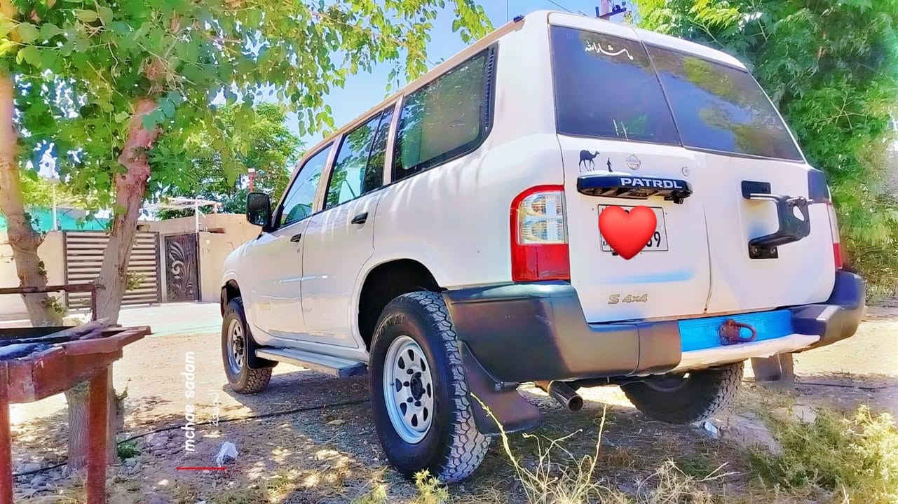 سڵاو تان لێبێت ..
سلامو علیکوم برایان پترۆڵی 2001 محسن..
 غازو بەنزین غازی 130لتری لەسەرە..
 بەناوی خۆماوەیە ناوی نیە لەحاسیبە بەشەرت...
 لێدراوی نیە تەنها دو پەڵە بویاخی هەیە بی ناوگرتن..
 ناو دەری جوانە مەکینەیە لۆکم خستۆتە سەر 10رۆژە..
 گێرو مەکینە بی عەیبە سەنەوی تازەیە تا 2027 تازەیە
کارتی بەنزینی هەیە شاشەو کامیراو سەماعەکانی دەرەجە یەکن کارەبایی هەموی مەزبوتە دەرگای دواوەی تەقیوە *********** واتس ئابیشی لەسەرە ....
بۆ سعرە کەی تلفون بکەن یان لە واتساپ نامە بنێرن...
