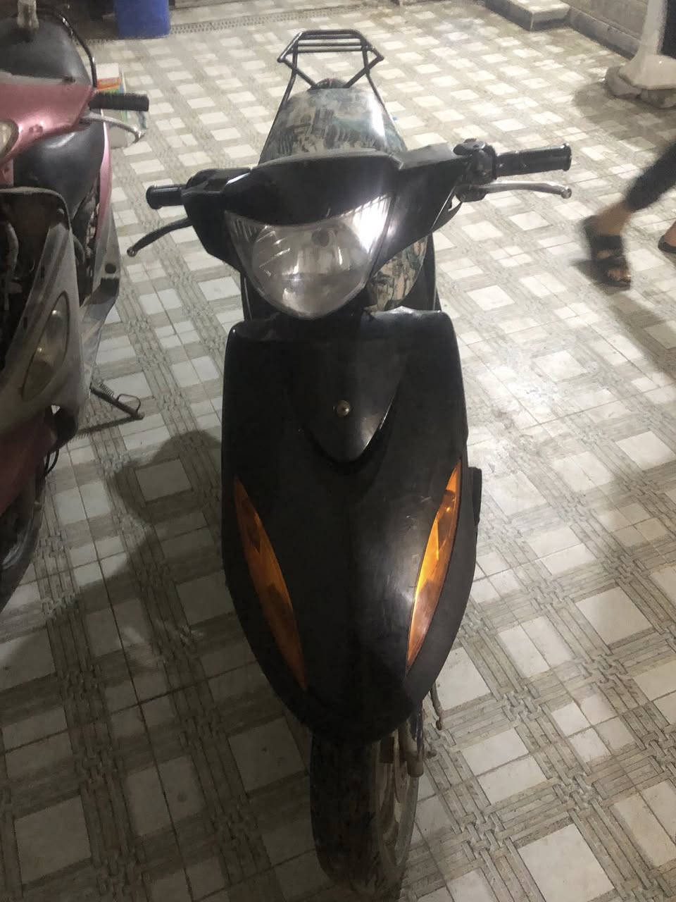 دراجة ماكس للبيع
نقصها كهربائيات بس 
تشتغل هندر مو سلف 
مكاني الناصرية المركز 
السعر خاص 
***********
