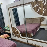 غرفة نوم • جديدة • قليلة الاستعمال