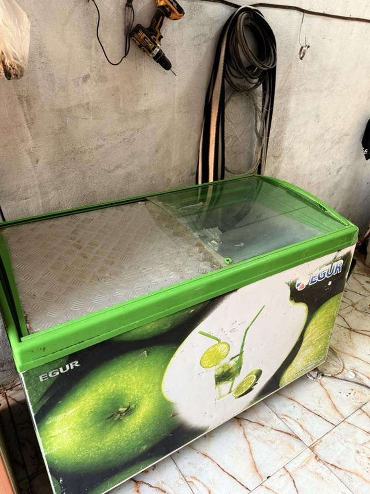 عارضه شرط التجميد ومجمده عارضه شرط التجميد والنظافه مكان الشطره قرب المقصبه القديمه ..واتساب او اتصال***********
