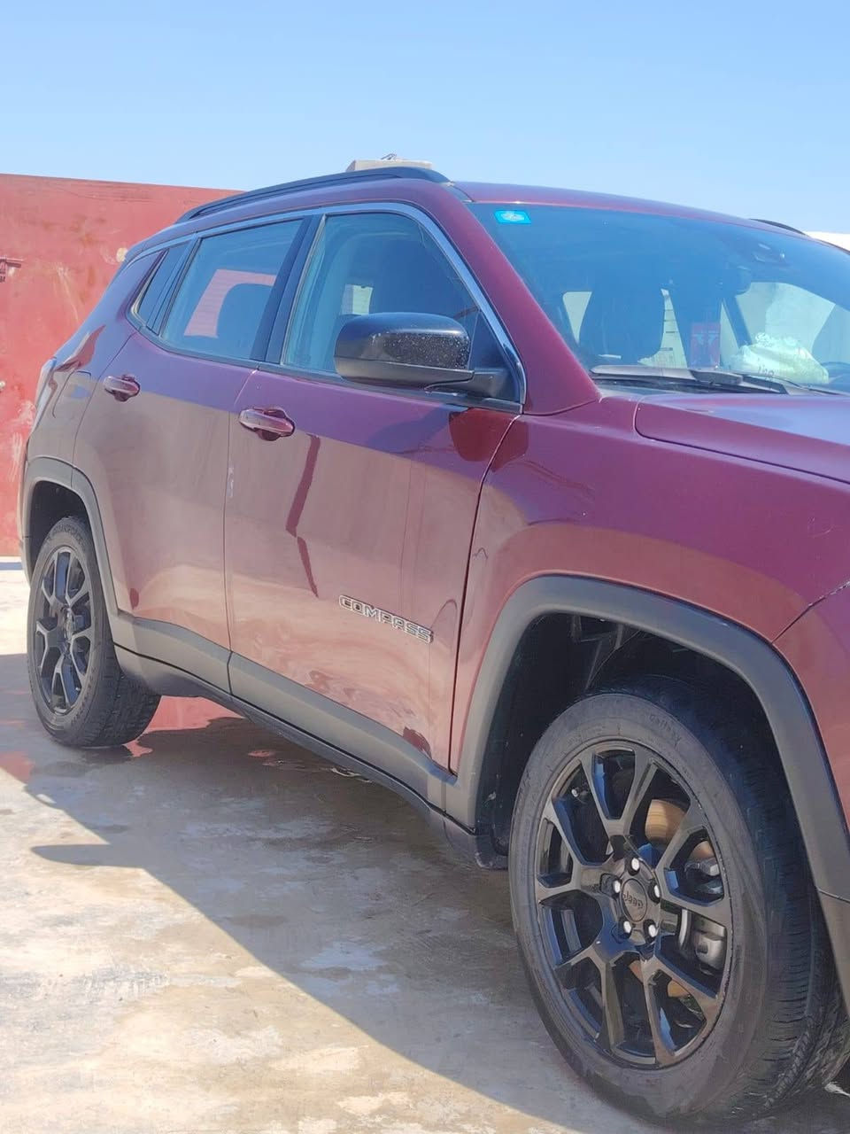 جيب كومباس وارد أمريكي موديل ٢٢ محرك ٢٤٠٠ فول مواصفات فتحه بانورما بيها قطعتين صبغ السعر ١٦٠ العنوان واسط العزيزية رقم الهاتف *********** واثير *********** إذا اكو مراوس ٧ راكب حسب الاتفاق
