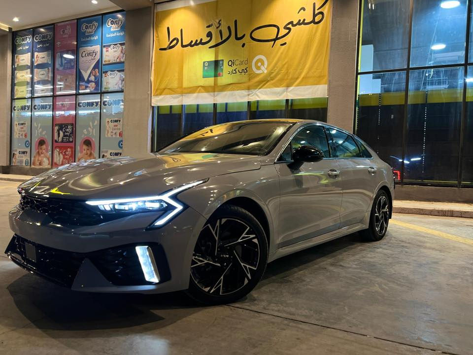 السلام عليكم
للبيع K5 موديل 2025 GTLINE فول مواصفات

مواصفاتها 

مكينه 2500 

مازدات ذكيه تصعد وتنزل وتفتر معه لاستدارة 

كشافات ضباب

بك لايت LED

أشاير بالمري 

بانوراما

6 حساسات إماميه 

4 حساسات خلفيه 

رادارات محيطيه امامي خلفي جانبي 

قياده ذاتيه 

توقف ذاتي 

تحديد مسار 

رادار تفاعلي 

مثبت سرعه

أوامر صوتيه 

شاشه متصله 

شاشة اعطال 

شاشت تكيف 

هندبريك بصمه 

5 وضعيات قياده 

شحن لاسلكي 

وتو هولد 

كرسي كهربائي جلد 

تدفئة مقاعد إماميه 

تدفئة ستيرن 

سماعات BOSE 

أضويه داخليه لمس 

داخل احمر 

دبل جام 

دفع رباعي 

وباقي المواصفات معروفه 

ماشيه 12 ألف 

حادثه خلفي جنطه وشبر بالجاملغ الأيسر وبالحادث لبنيد معكوف 

حتى اوضح اكثر لجنطه بلاديه نفس الوون فتحته من سياره مابيه قطرت صبغ 

يعني عدي شبر جاملغ وبنيد مصبوغات 

مكفوله من الشواصي والغوود وحتى لبراكيت الأمامي 

السعر 200 وبيه مجال 

للتواصل***********
