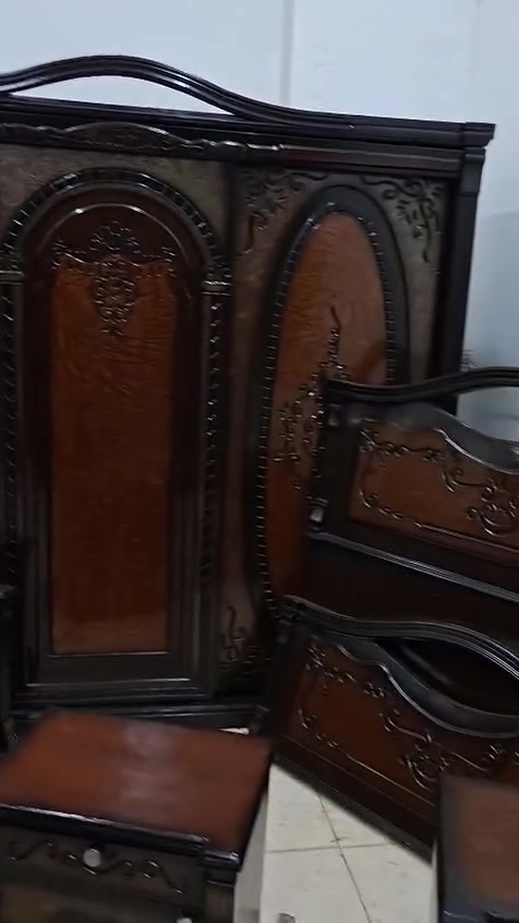 اوضه نوم جرار استعمال بحاله ممتازه  خشب كبس موسكي كوري بره وجوه  دولاب مقاس ٢٦٠ والعمق ٧٠ وسرير مقاس ١٥٠ وتسريحة بالمرايا و٢ كمودينو السعر  لقطه لتواصل معنا والاستفسار 01026334577


**إذا كنت صاحب هذا الإعلان وتريد حذفه لأي سبب، رجاءا أرسل رسالة إلى الدعم الفني**