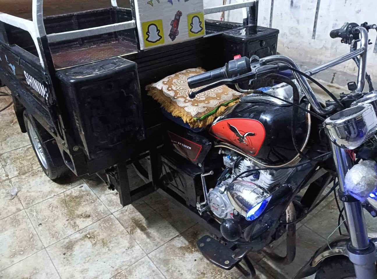 سلام عليكم ستوتا للبيع موديل 23 اوراق أصولي بلال مكفوله عنوان حله نادر الثانيه شارع الخدمي مقابيل حي الصناعي الرقم ***********
