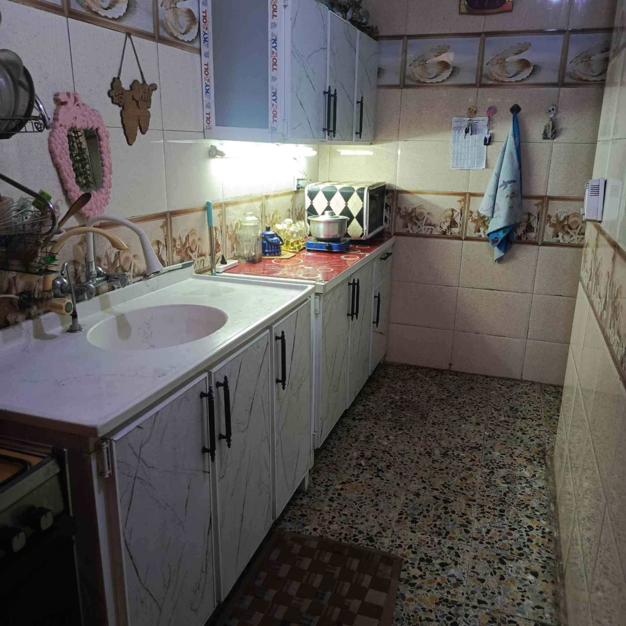كاونتر وطباخ خمس عيون للبيع كلهن ٣٧٥ وبيهن مجال بسيط


**إذا كنت صاحب هذا الإعلان وتريد حذفه لأي سبب، رجاءا أرسل رسالة إلى الدعم الفني**