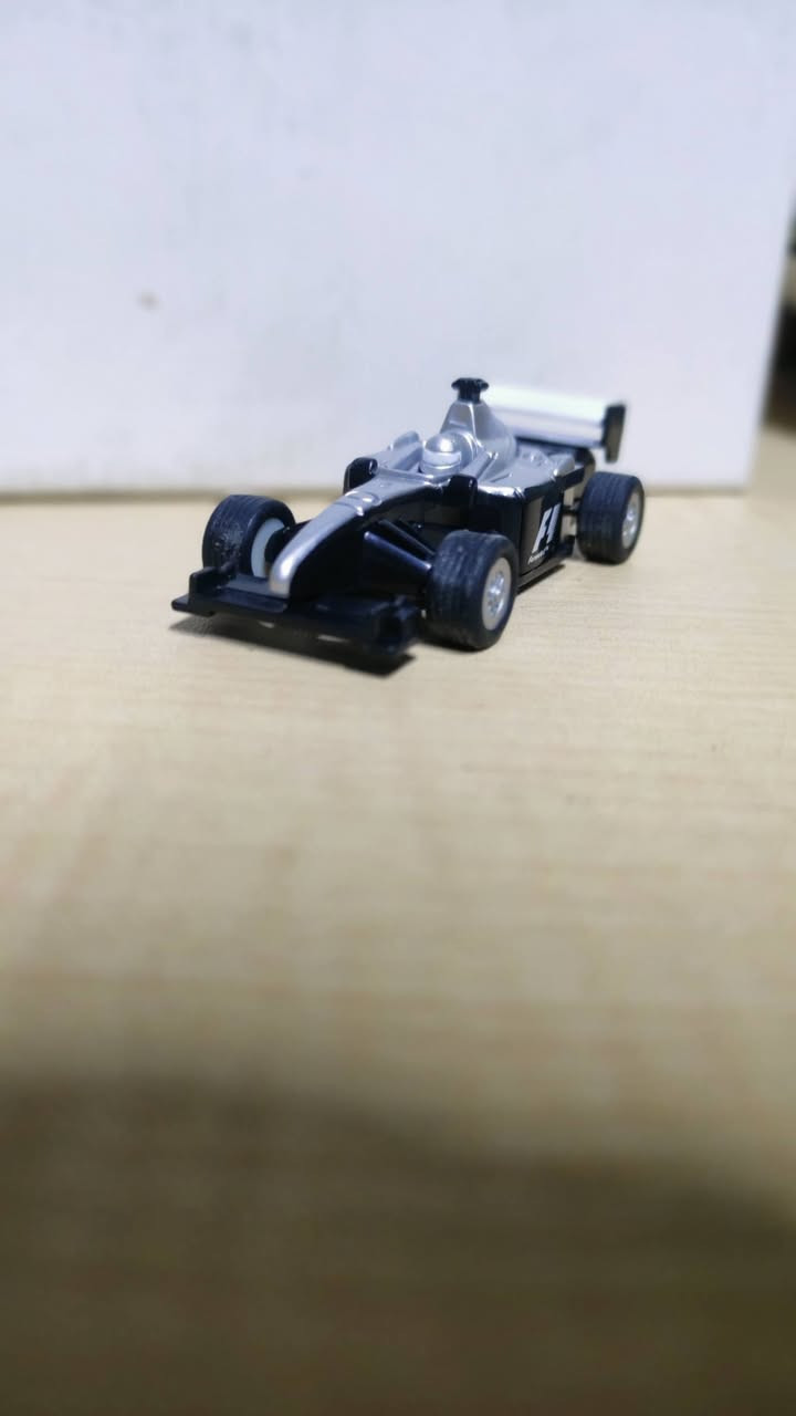 سيارة رياضية تكويك بالة ياباني متوفرة كميات سعر القطعه 500 دينار يوجد توصيل سدة مسيب ***********
