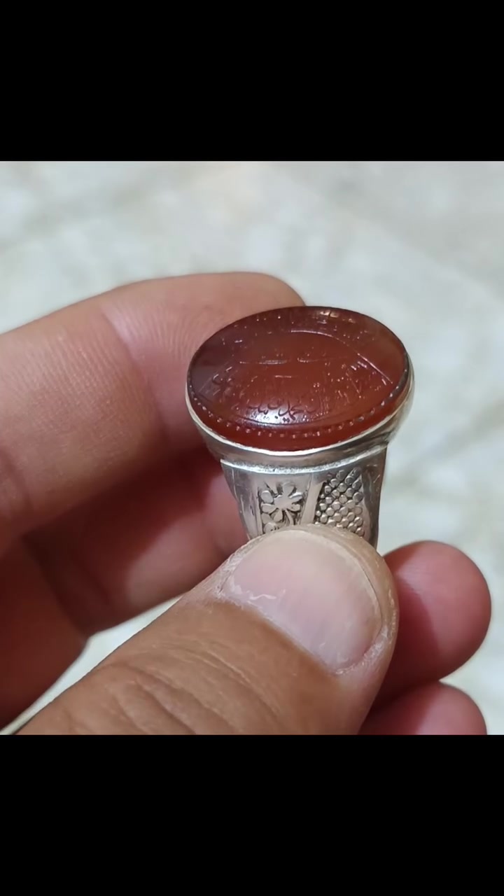 عقيق يماني صياغة يدوية 
١٠٠. الف بغداد حي النصر 
***********
