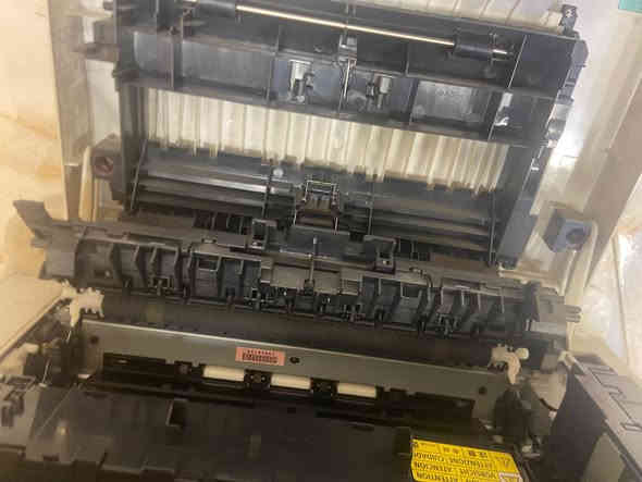 السلام عليكم طابعه استنساخ نضيفه مثل ما موضح بالصور استخدام بسيط الاستفسار الاتصال على الرقم ***********
