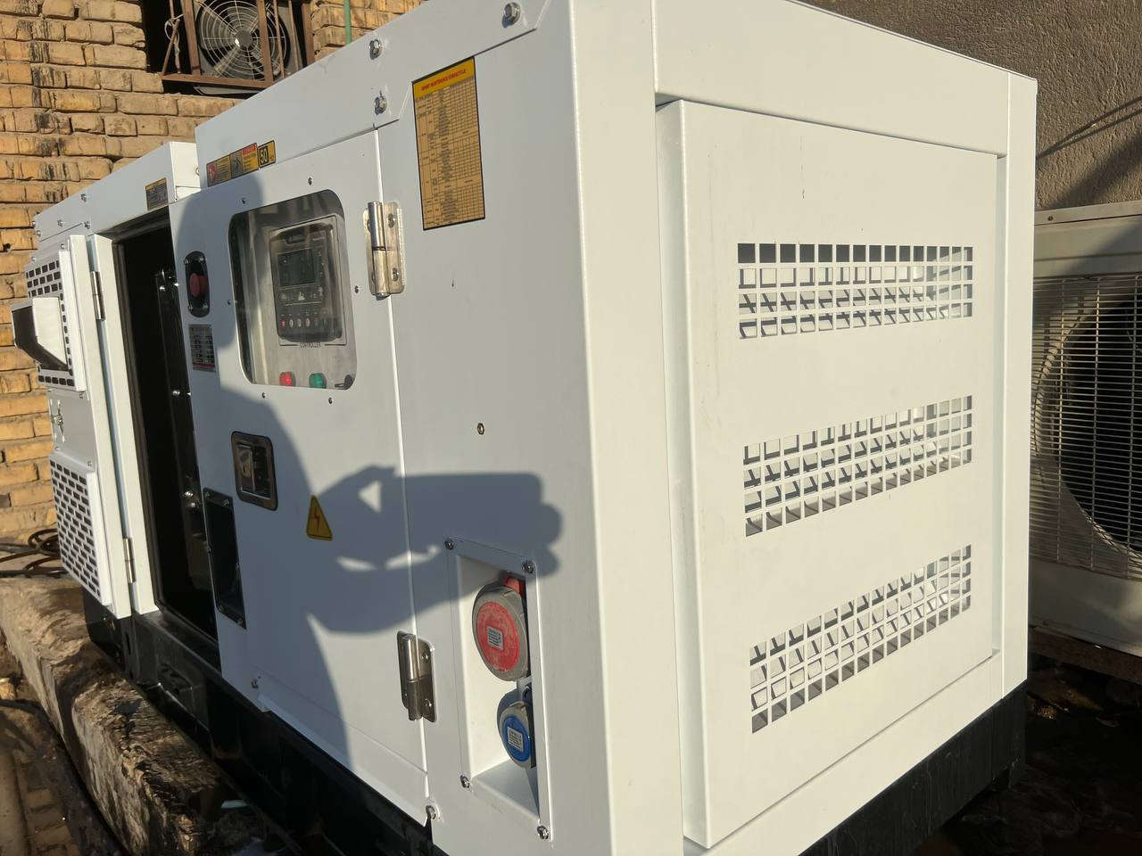 للبيع مولده بيركنز 50 كيفي نضيف اخوالجديد السعر 55 ورقه 
المكان سوق الشيوخ 
الاستفسار ***********
