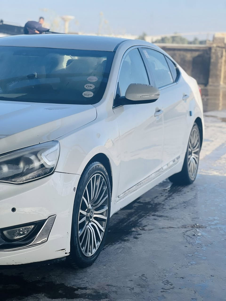 كادنزا 2014 فول مواصفات عدا الفتحه 

بصمه 
إشارات ترحيب 
كشانه كهربائي 
تدفئه 
تبريد 
مري شفط 
ارقام بغداد 
شاشه 
حساسات أماميه 
حساسات خلفيه 
السياره مصبوغه عام 
السعر 88
للاستفسار ***********
