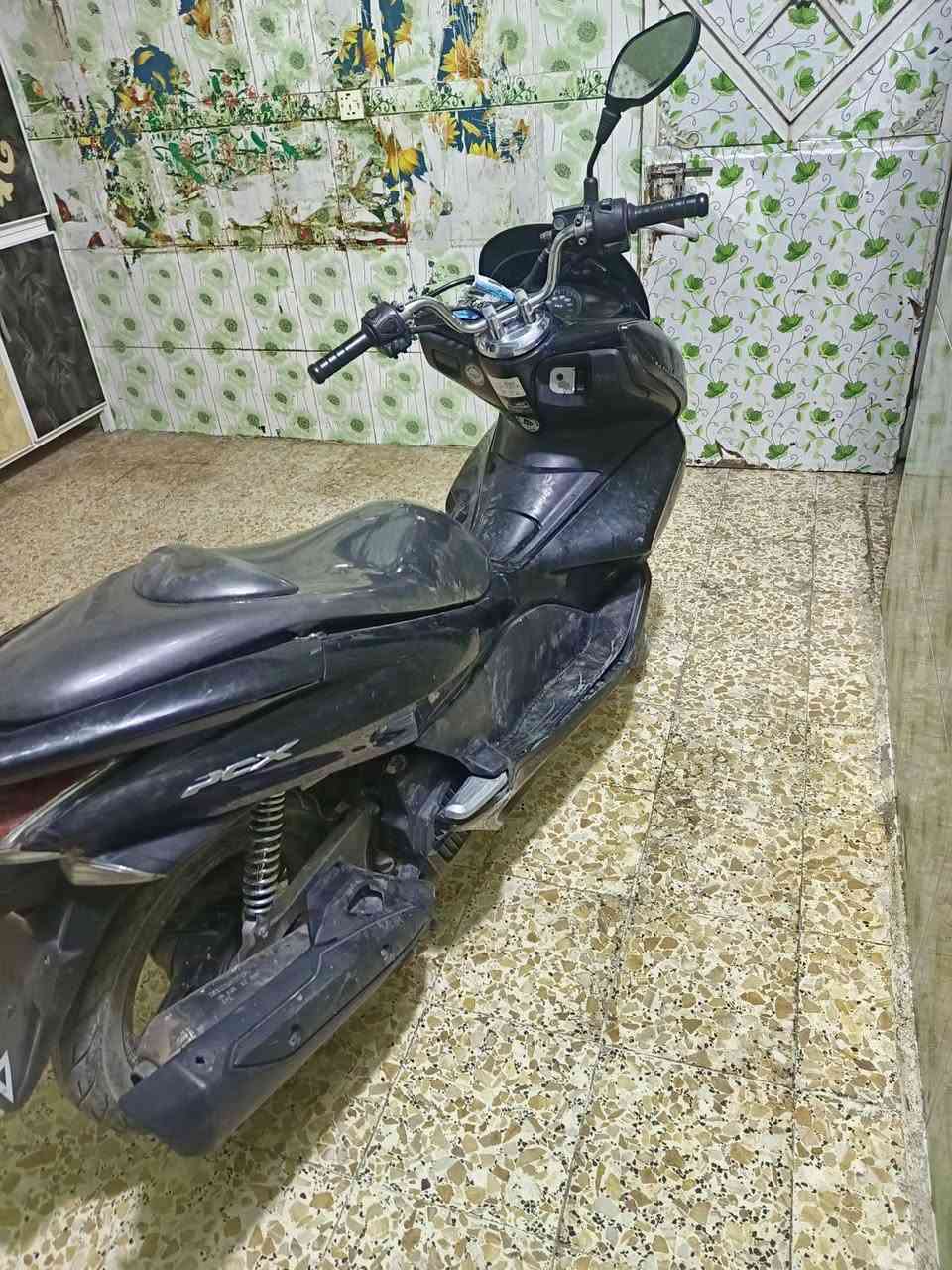 بيسي اكس جيل اول ياباني دراجه نكرة سلف بكل وقت نعومه المكان بغداد المعامل سعر 1300 وابيهه مجال بسيط***********
