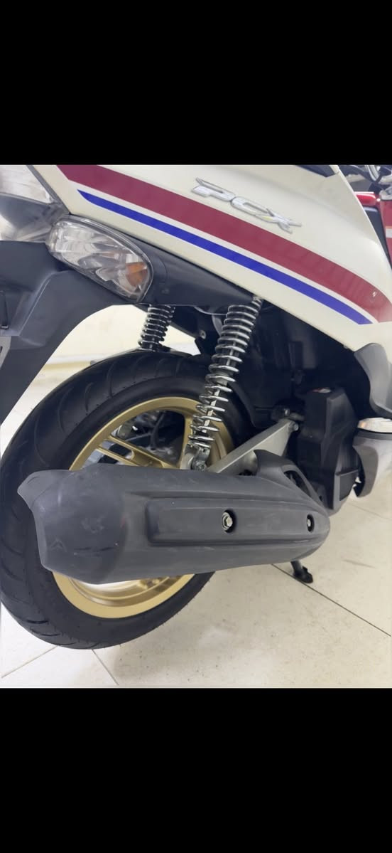 بي سي اكس جيل الاول سعرها 13 ورقه عنوان المشتل  مامتواجد عل فيس رقم تلفوني ***********
