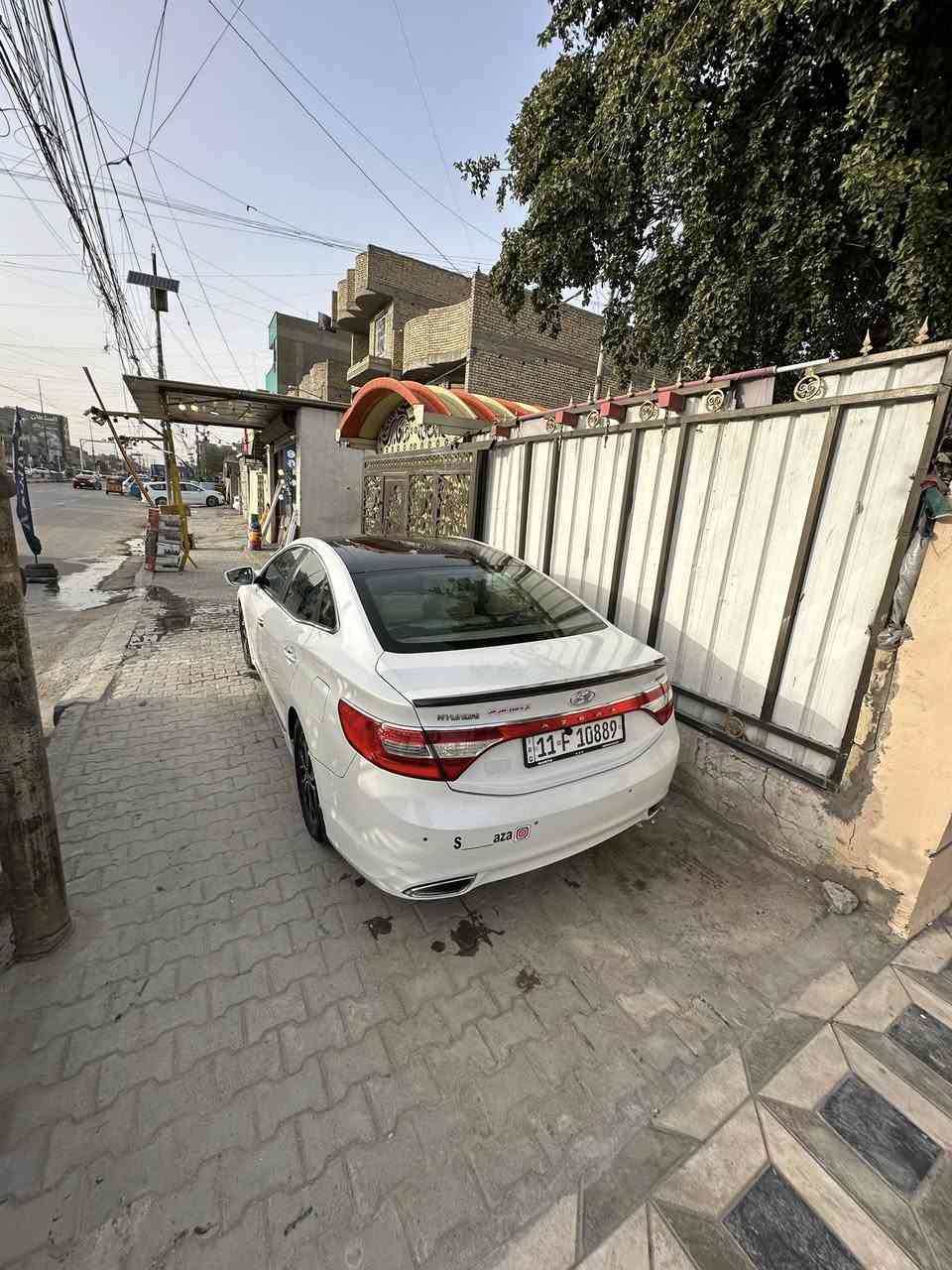 سلام عليكم ازيره مديل 2014 ‏السيارة مال بيت ￼مروس ب إل النترا فقط  فول سياره واحد 1على واحد بصمه سته سلندر ￼كشنات تدفع حساسات امامي خلفي بني راما مري شفط خليجي مال جنائ حادثة بنيد + جاملغ وبابين مصبوغات جماليه بس باقي كفالة عامة ￼سياره مو البيع بس روس كون رقمه بغداد مديل  من 17وفوك  وينطيني فرق


**إذا كنت صاحب هذا الإعلان وتريد حذفه لأي سبب، رجاءا أرسل رسالة إلى الدعم الفني**