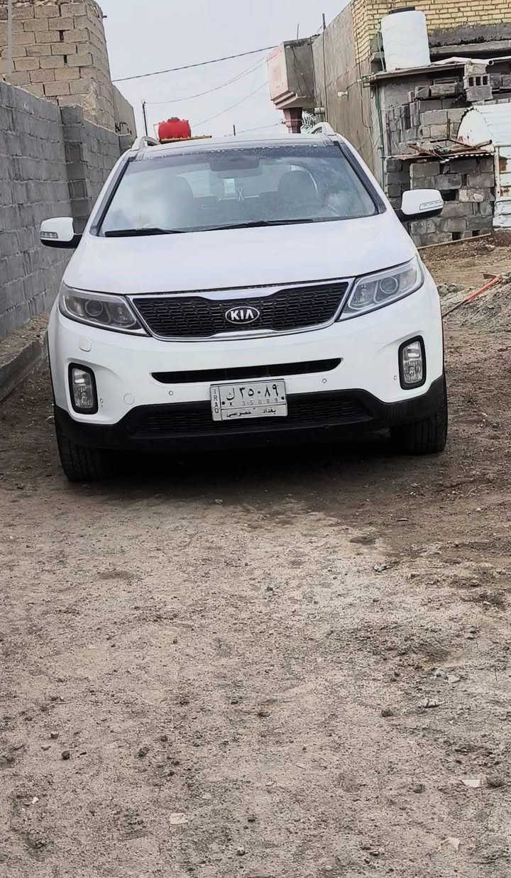 سونتور 2015
6سلندر سبعه راكب تبريد 3قطع بصمه ابواب بصمه تشغيل بانوراما شاشه حجم كبير اشاير بلمري مقاعد جلد فور ويل 
رقم الهاتف: ***********
المكان بابل
