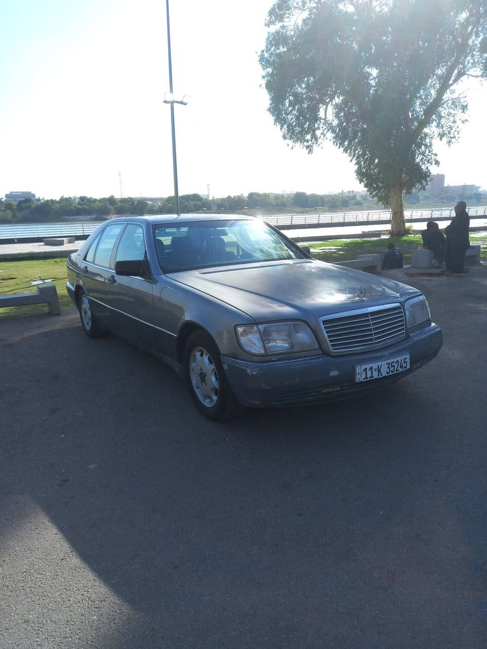 سلام عليكم شباب مرسيدس شبح موديل ١٩٩٢ للبيع او امروس مكينه وكير لكزز ٨سلندر التفصيل اتصل على الرقم ***********
