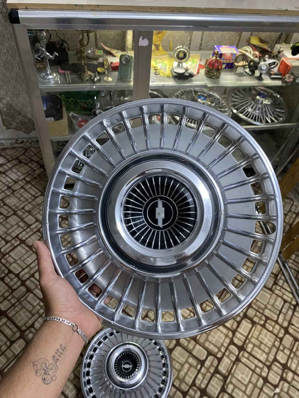 سلام عليكم شباب كبات 63 نضيفات كلش للبيع المكان نجف ***********
