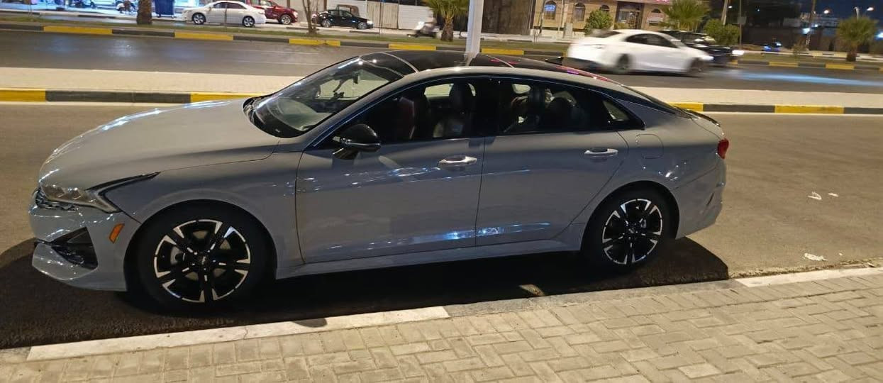 السلام عليكم 
كي فايف 
 K5 
GT

K5مديل 2022

١-لون (سمتي)
٢-بصمه تشغيل+بصمه ابواب 
٣-سايد بريك بصمه
٤-مثبت سرعه
٥-نضامABS
٦-مانع انزلاق
٧-حساس اطارات
٨-بك لايت لد
٩-شاشه كبيره لمس
١٠-كامره دواره
١١-كشافات إماميه
١٣-شاشه عطار
١٤-ويل كروم١٨
١٥-ردار جانبيه
١٦-مراقبه نقطه العمياء 
١٧-ردار الخطوط البيضاء
١٨-اشاير بالمري
١٩-كشنات جلد ماروني
٢٠-معقد ساق كهرباء
٢١-الايت ابع عدسات +ليد
٢٢-نضام قياده خمس وضعيات
٢٣-بلوتوث +usb+auX
٢٤-فول تحكم ستيرن
٢٥-كير اوتو +عادي
٢٦-اوتو بريك تلقائي
٢٧-الخريطه📍
٢٨صندوق كهربائي +صندوق عادي
٢٩-زنود +ليد
٣٠-اوتو هولد
٣١- التشغيل عن بعد
AuTOHLD
32-تصميم خارجي رياضي 
٣٣-نضام المحلاحه 
٣٤-مصابيح الخلفيله
٣٥-مصابيح ضباب 
٣٦-محرك تيربو 1600
٣٧-فول وبل

سياره أعالى مواصفات جيتي لاين مثل ما واضح السياره  جديده ما نقصه شي تخم تأير جديد 

مكان السياره البصره القبله حي الجامعه 

باقي التفاصيل والسعر 

الإتصال 

وتساب  ***********
