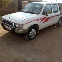 تويوتا هايلكس • ٢٠٠٠ • موصل محلبيه