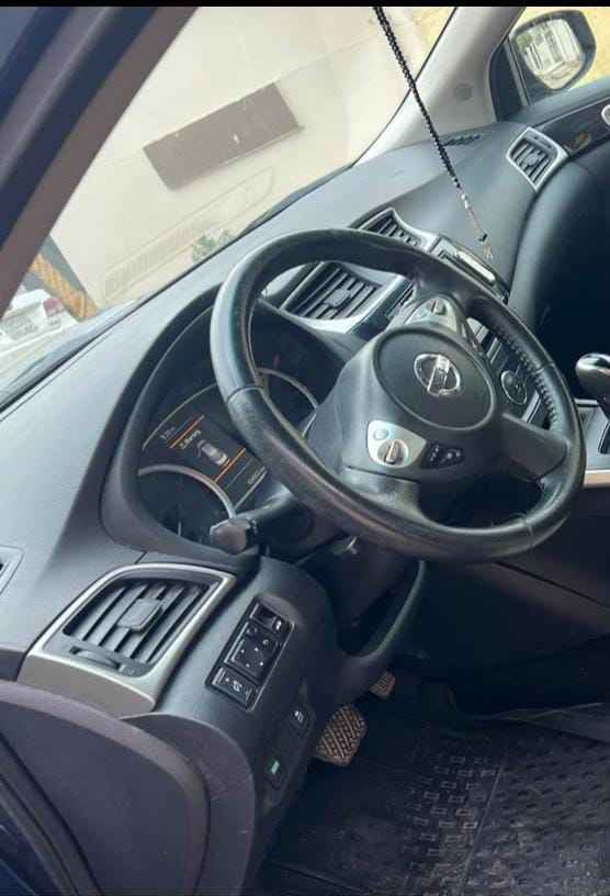 نيسان سنترا بيها قطعتين السيارة وارد امريكي وشرط محرك وكير مكفول تدفئه وتبريد شغال السيارة كلش نظيفة  عنوان السيارة اربيل 
تواصل على هذا الرقم موجود واتساب 
***********
السعر 116 Singapore
