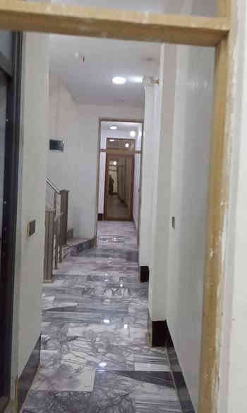 عقار للبيع  سندطابو صرف دائره تسجيل العقاري الكاظميه الاولى المساحه 70متر الواجهه 4متر و20سم نزال 16متر و70سم الموقع الشالجية  على شارع عريض بناء حديث مقابل نادي الزوراء الرياضي يحتوي على اربع غرف نوم واستقبال وصحيات مع الخدمات عدد ثلاثه اتصال مباشر ا و متواجد واتساب ***********
