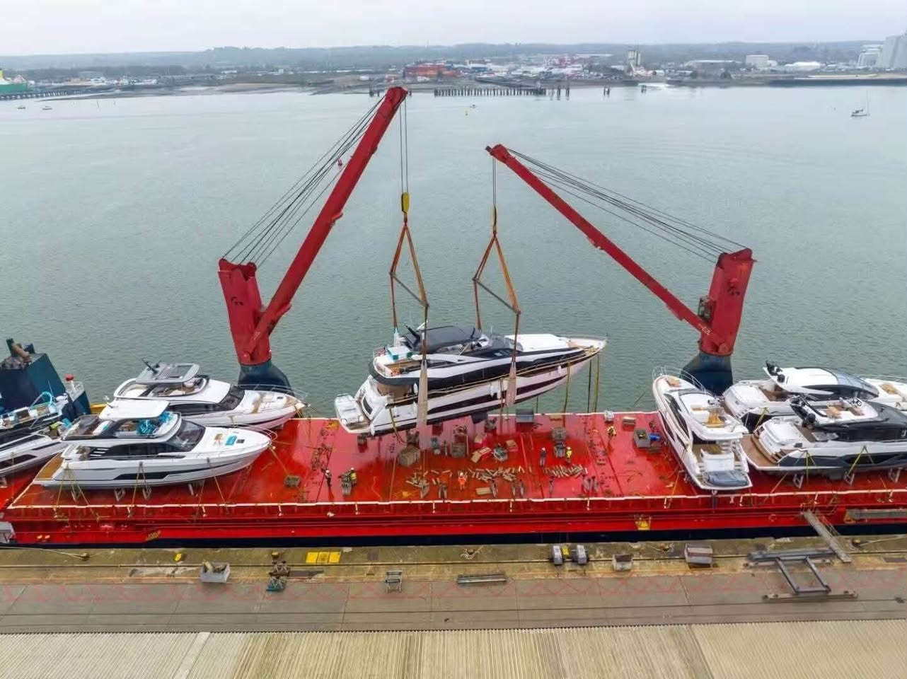 Hi there,
We heard your company does foreign trade exports and wanted to connect. We provide international shipping services for breakbulk, ro-ro, and container cargo, specializing in factory shipments with reliable schedules and fair rates.
 
If you need ocean freight quotes for your exports, just reach out anytime!
 
Chen
Phone: +86 153 6127 0395
您好！了解到贵司做外贸出口，特意前来对接。主营散杂船、滚装船、集装箱国际海运，专注外贸工厂出货，船期稳、运价实在。贵司有出口货物需要安排海运，随时找我报价对接~陈🚢153🚢6127🏠0395


**إذا كنت صاحب هذا الإعلان وتريد حذفه لأي سبب، رجاءا أرسل رسالة إلى الدعم الفني**