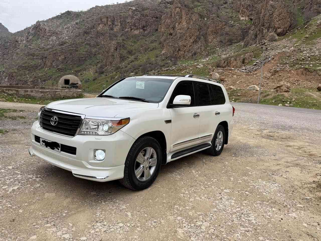 وةنةوشة 2009  GXR   
 ناو زةرد دةرةجة يةك 
فول فول مواسةفات
حةريق ژئر پئ 
ئاوئنة گراج  لايت 
بريند و نةوي 
بةخاخي  لايت 
سلايت  تؤماتيك 
گوشين شامو  
 سوكات فؤليؤم 
 جام كارةبا جام ئؤتؤ  
سةلاجة تةبريد مةرةكزي  
  شاشة تةلةبزؤن  
  پئش و پشت كاميرة و حةساس 
زؤر مواسةفاتري تر   
136 هةزار رؤويشتوة   
  گئر و مةكينةي بةشةرت   
رةقةم و  سةنةوي 
نوئية بة ناوي خومة   
بئ بؤياخ      
تةلةفون بؤ خاوةني بكةن
سةحر 275   
***********
*********** أربيل, العراق
