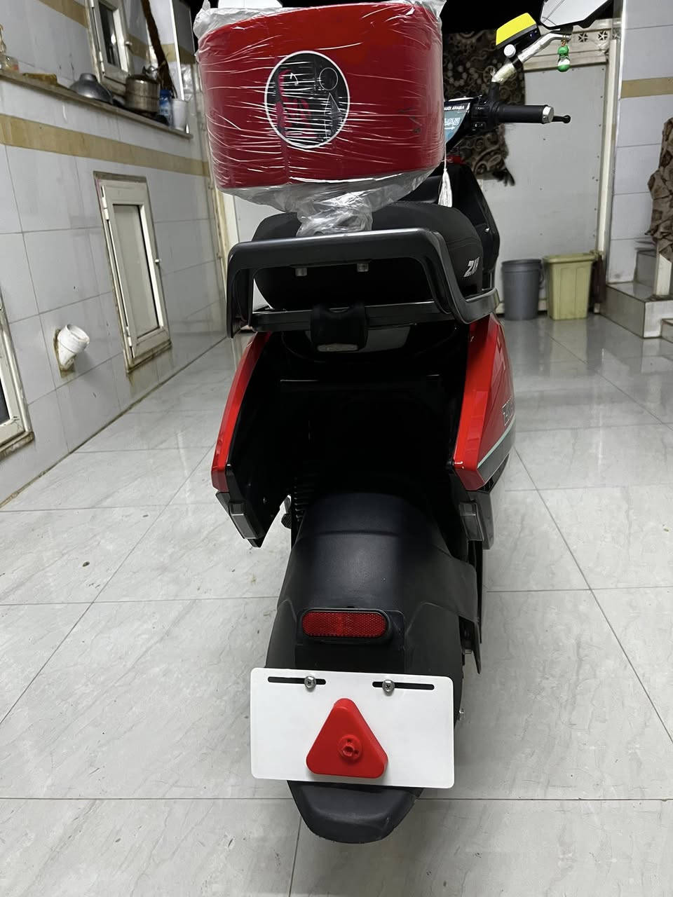 سلام عليكم 
دراجه من شركة سيزر 
دراجه صارلي اقل من شهرين لمن اخذتها 
دراجه نضيفه 100‎%‎
بطارياتها بعدهن بل جيس 6 بطاريات مصطره يعني دبل العاديات دراجه بيها بلوتوث لايت عالي ناصي لايك مال لكزز عالي كلش وقوي زنون بي سويجين وبصمتين دراجه كلش حلوه وكلش نضيفه  ملف 2000W دراجه 3 سرع السرعه الحقيقيه 80 السعر خاص. وبيها نضام R ونضام P


**إذا كنت صاحب هذا الإعلان وتريد حذفه لأي سبب، رجاءا أرسل رسالة إلى الدعم الفني**