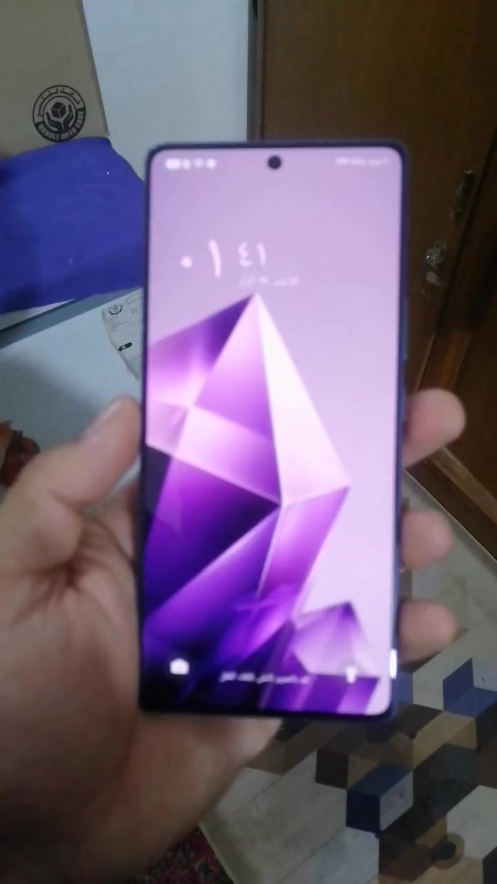 السلام عليكم
انفنكس نوت ٥٠ برو  بلاص نسخة البلاص (١٢٠ فريم ببجي بالراحه) 
بدون ملحقات
نگراش بسيط بالظهر جدا من وره الكفر
شخط اقل الابره بالشاشه مايبين ابد لان ماحاطله لاصق
للبيع او مراوس حسب القناعه
المكان النجف الاشرف
***********
