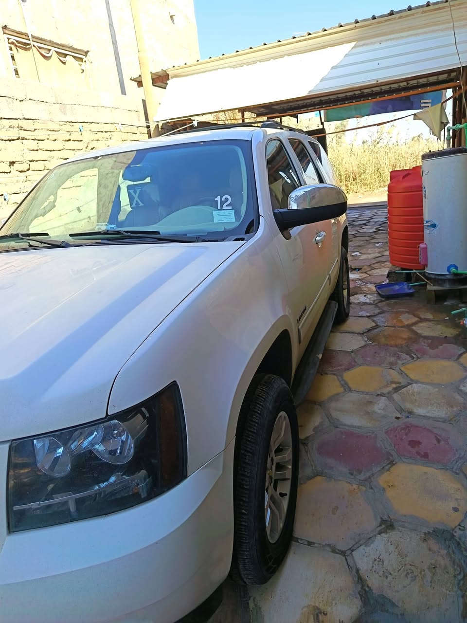 السلام عليكم للبيع تاهو خليجي ابتر كفاله
مديل 12 LT
 تخم تاير تبريد 3 قطع تدفئه لايت زنون
تشغيل عن بعد 
سياره ب اسمي السياره فور ويل دفع رباعي تحكم ستيرن مرايا مري كهربائي قلاب
رقم بغداد مشروع وطني وين
 مايعجبك حول 
هزة جديده حداديه مكينه كير كفاله

تبديل جاملغ الايمن شرط اصلي فقط سياره كفاله
  سعر 247وبيه مجال مكاني البصره الهارثه 
 ***********
