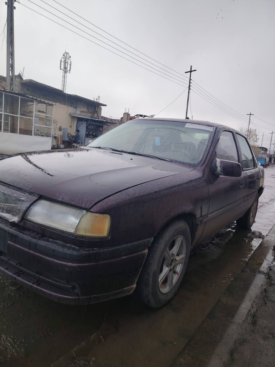 اسلام عليكم ورحمة الله وبركاته
اقرأء المنشور وخابر
اوبل :فكتره
موديل :93
حجم :18
رقم :ألماني نينوى بسمي اني الشرعي
ضررها :جاملغ الكدام اليمين مبدل
جاملغ الوره اليسار معدل
جاملغ الوره اليمين مصلح
بدون دواير ودوسات
مكينه بدايت صرف
احلا من الصور بيها كابون بانزين 
سعر 40 مجال بصيط
***********
مكان السياره موصل الأيمن
مكلف بل نشر
