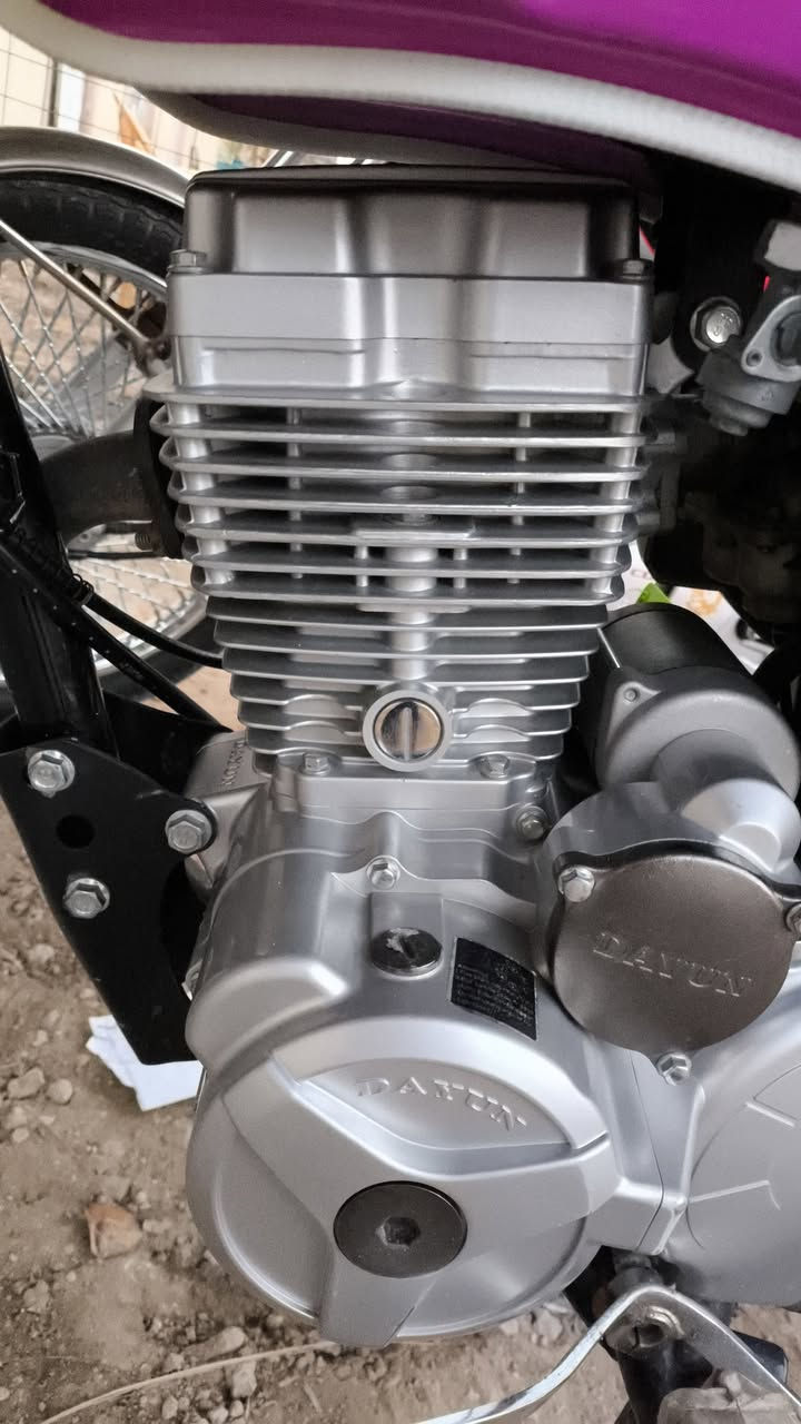 السلام عليكم شباب دراجه للبيع موديل 23 كلك ***********
