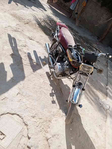 دراجه سيفان موديل 22 دراجه خير من الله سعره 650 وبيه مجال مكاني ناحيت لوحده قرب بسمايه ‏‏‪***********‬‏
