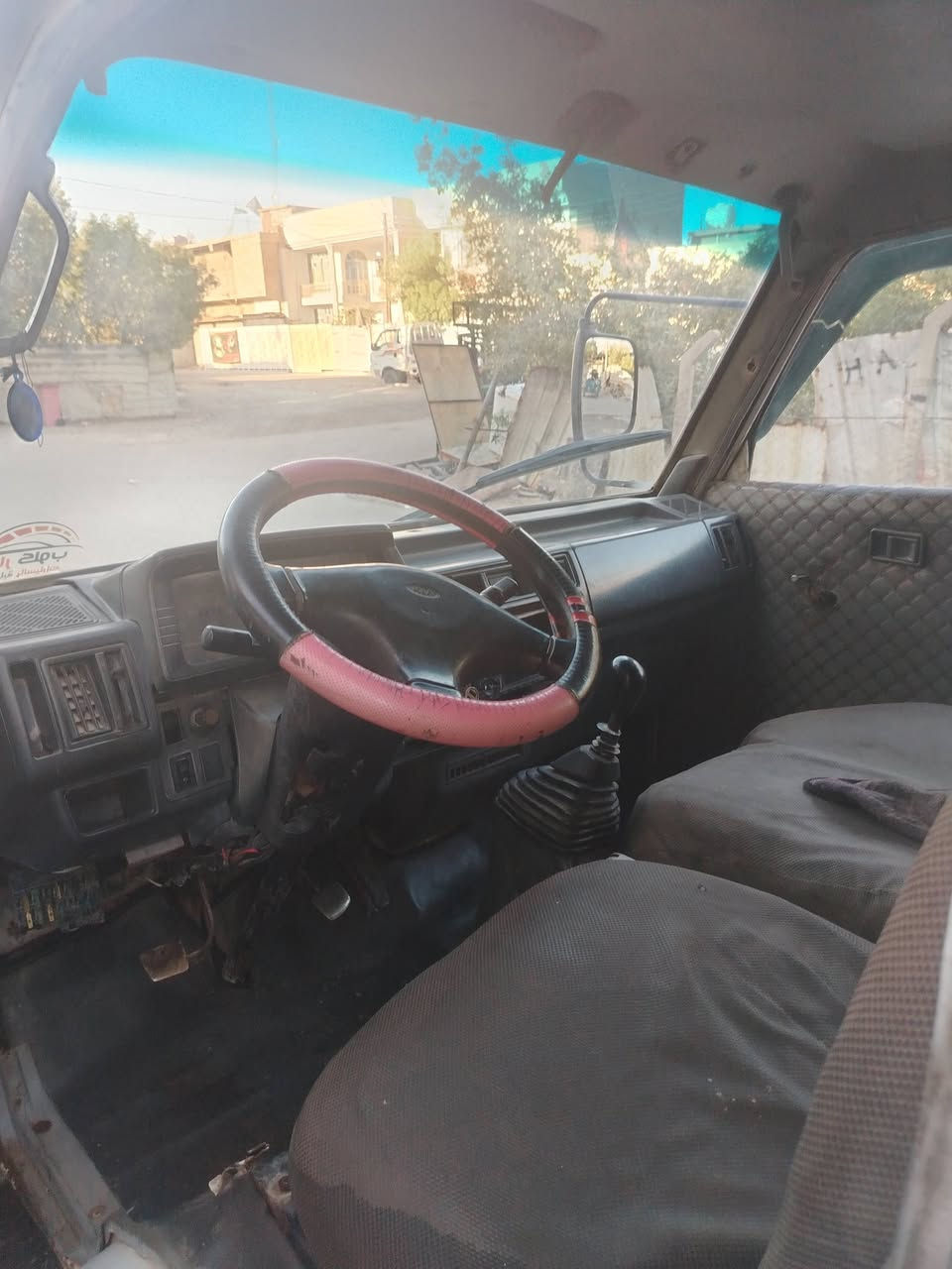 سلام عليكم كيا بنجو موديل 95 السعر 50 وبيها مجال عنوان بغداد العبيدي رقم التليفون ***********
