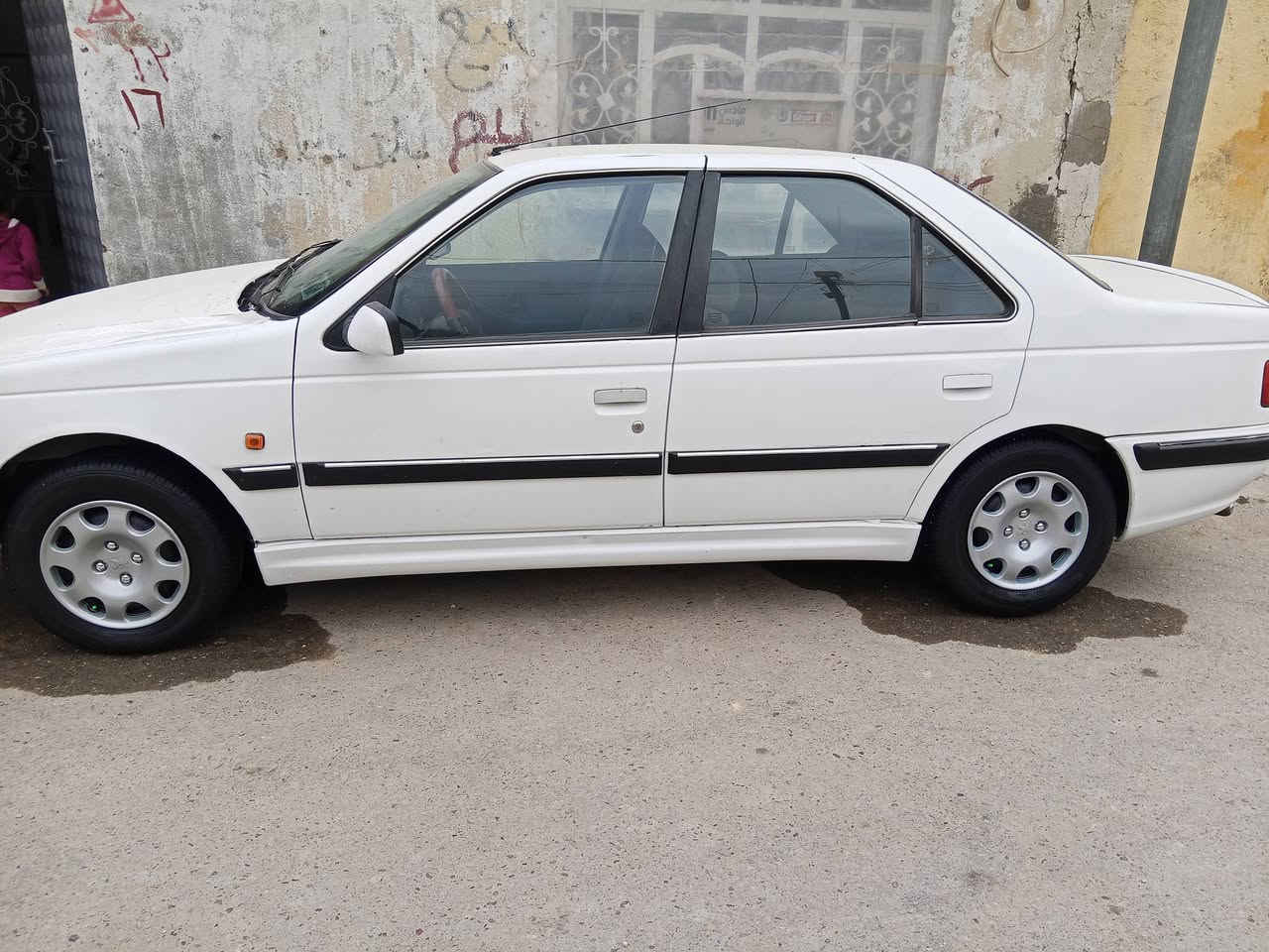 سلام عليكم
لبيع بيجو بارص موديل 15 رقم قادسيه 
مصفره غرامات وجاهزه والمالك جيراني
سياره كفاله عامه من ضربه وتبديل وصبغ 
كير ومكينه ع شرط جدد تخم تاير جديد حداديه جديده
مشط جديد كلج جديد كربائيات كله شغاله جاهزه من كلشي غرفتها ع شركه جديده ما متعوبه مال جناي
السعر 49 وبيها مجال لطيبين 
مكاني الديوانيه ***********
