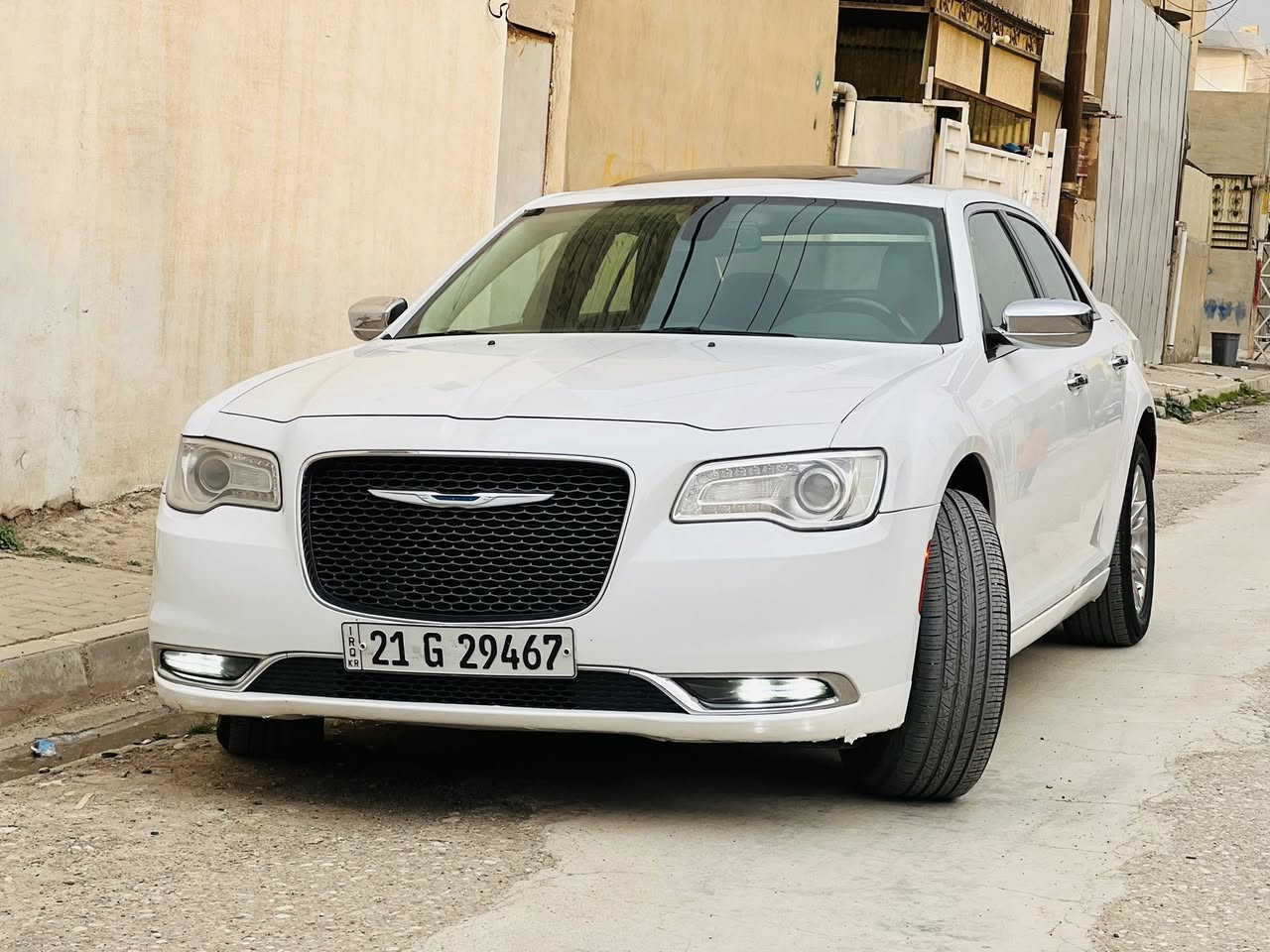 سلام عليكم
اوباما 2017 
رقم سليمانية سنوية جديدة مع دفتر بانزين
عداد السيارة 95510 ml 
المحرك 3600
كير ومحرك شرط
حدادية شرط
مواصفات السيارة (c) معروفة مواصفات ال c فول مواصفات 
سيارة بدون ضرر فقط باب السكن بي تعديل بارد على كد اصبعين فقط بدون قطرة صبغ
باقي السيارة كفالة عامة وشرط من الدعامية لدعامية
مكان السيارة كركوك
شرط التحويل
سعر السيارة 267 وبيها مجال بسيط 
رقم صاحب السيارة ***********
غير متواجد عل فيس
