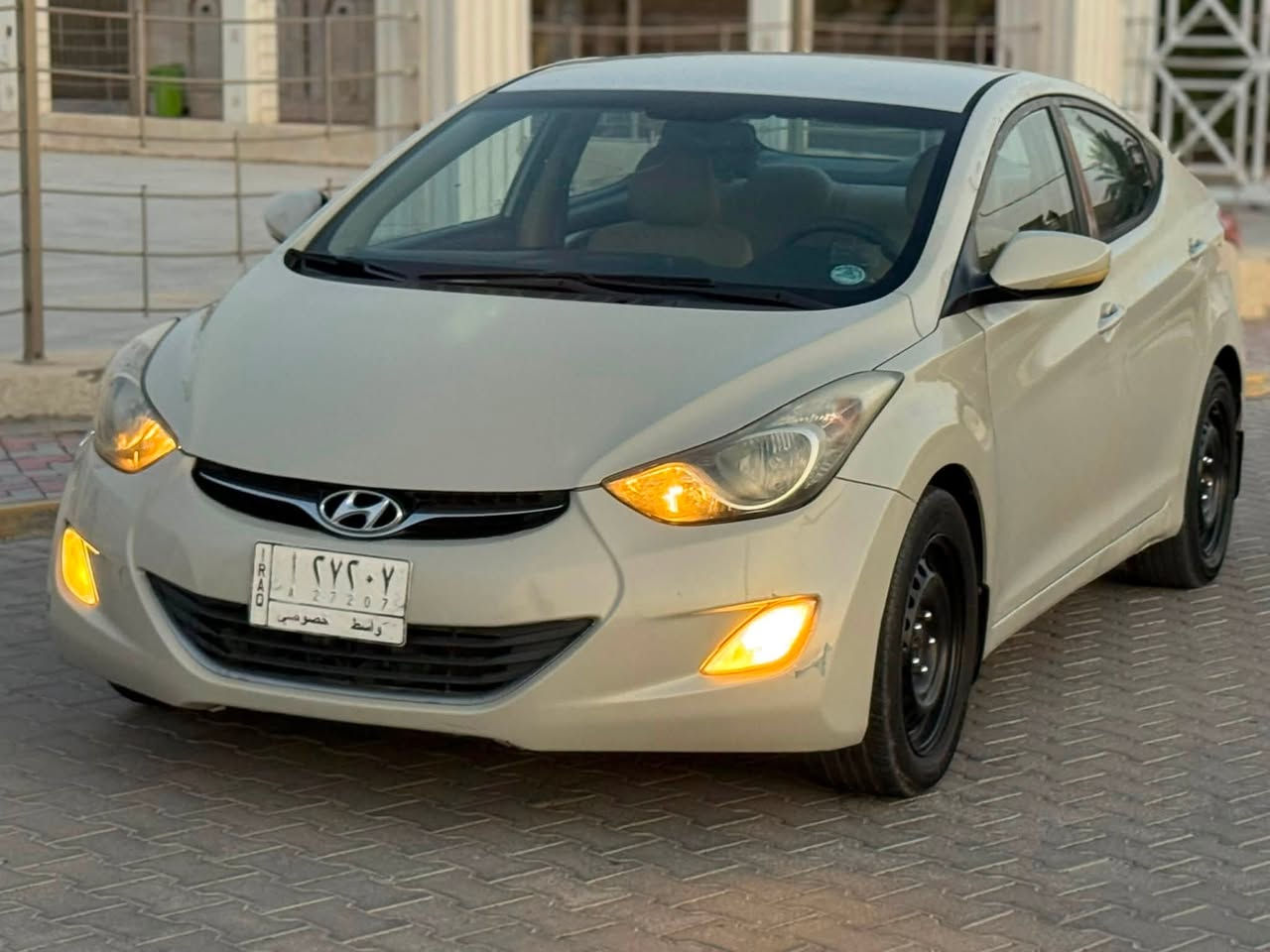 � للبيع: هيونداي النترا موديل 2014 خليجي 🚘

🔹 اللون: بيجي
🔹 المحرك: 1800 دوش مكفول
🔹 رقم واسط باسمي
🔹 الموقع: واسط / المركز

✨ مواصفات السيارة:
• تحكم ستيرن جهتين
• إشارات بالمرايا
• تحكم أمري كهربائي
• مخرج AUX
• مخرج فلاش
• نظام ECO

🔧 حالة السيارة:
• البجم كبس لغود
• التكم والشواصي مكفولات
• فقط باب خلف السائق تبديل
• رشات صبغ أثر جراد
• بدون دواخل
• بدون إيرباك

💰 السعر: 93
🔸 بيها مجال قليل 

📞 للاستفسار والتواصل:
***********

📍 السيارة في واسط / المركز
