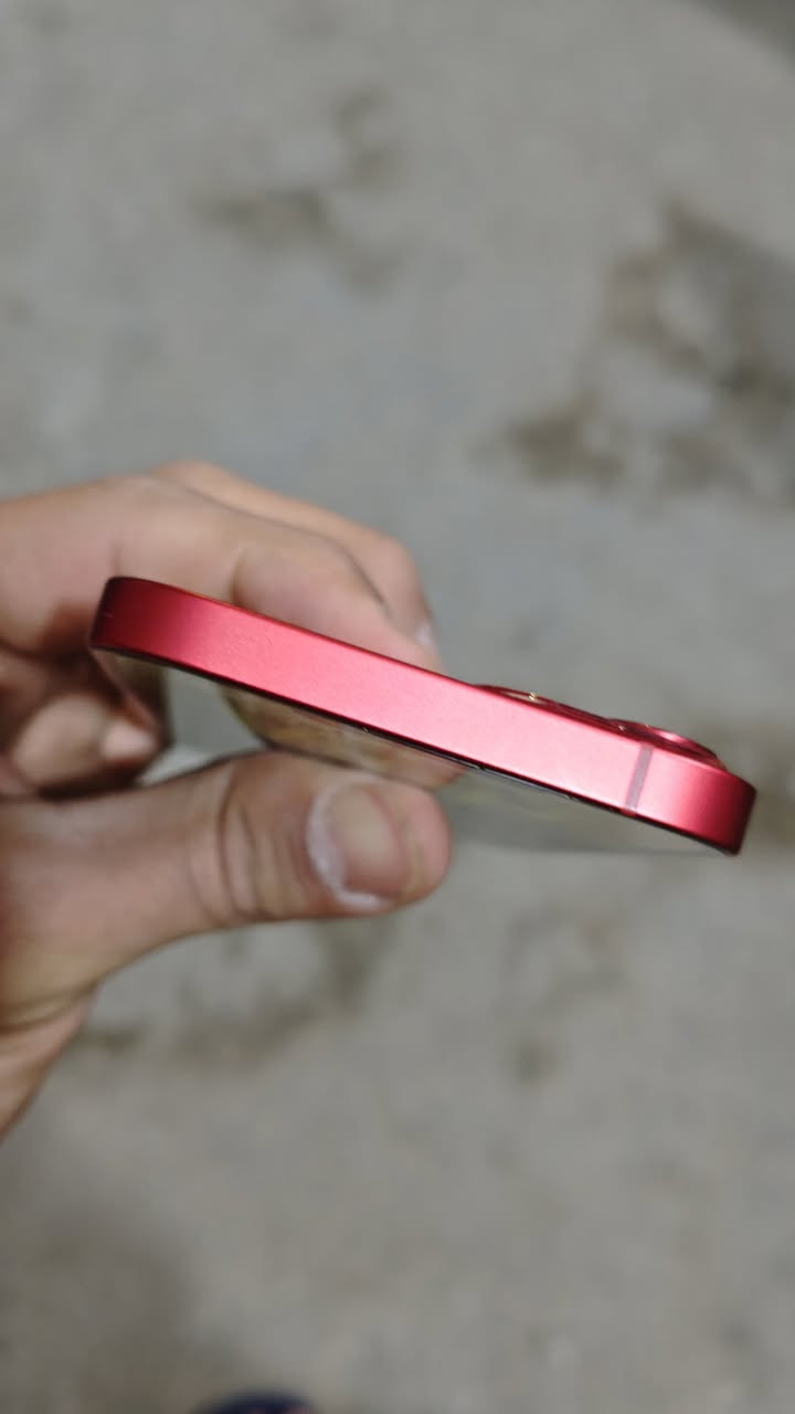 السلام عليكم ايفون 13 عادي ذاكره 128 بطاريه 95 شرط مامرفوعه الجهاز مكفول من الزلغ بلكارتون ضمانه بشهر 11 انتهى السعر 450 وبي مجال لشراي يرهم مراوس مكاني ناصريه مدينه الصدر ***********
