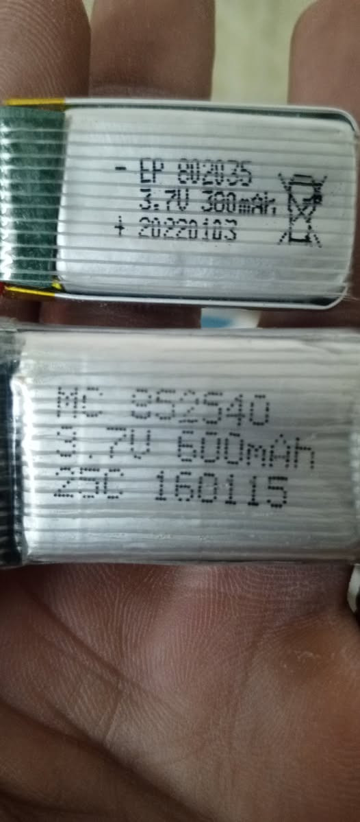 بطاريتين وكيبل شحن درون ب١٥


**إذا كنت صاحب هذا الإعلان وتريد حذفه لأي سبب، رجاءا أرسل رسالة إلى الدعم الفني**