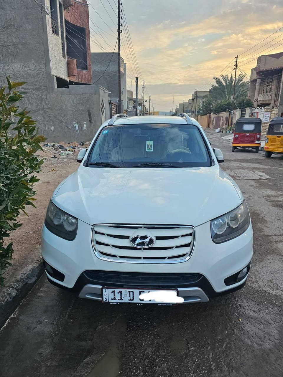 السلام عليكم سنتافيه 2012  الشركه العامه للسيارات محرك 3500 فول موصفات ماعده الفتحه والبصمه  مكان السياره بغداد ***********
