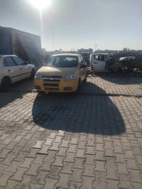 اللبيع افيو ٢٠١٠رقم الاسود بغداد السعر٣٠ ورقه مكان الكوت السياره مكفول...