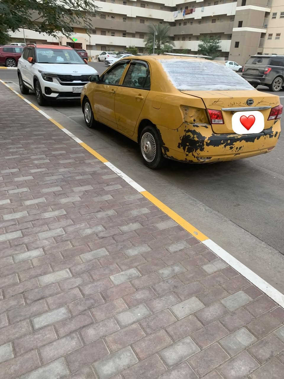 بي واي دي مديل 13 مطلوبه للمصرف السياره اتكفلج حاسبة مرور وغرامات وسرقة وعشاير
بيه مكينة كورلا فول اقتصادي وياه دعاميه خلفيه وبكيلات جدد بعدهن مشادهن سيارة يرادله ترتيبات بية مواقص جامة خلفيه السعر 18 ورقه بغداد بسمايه 
***********
