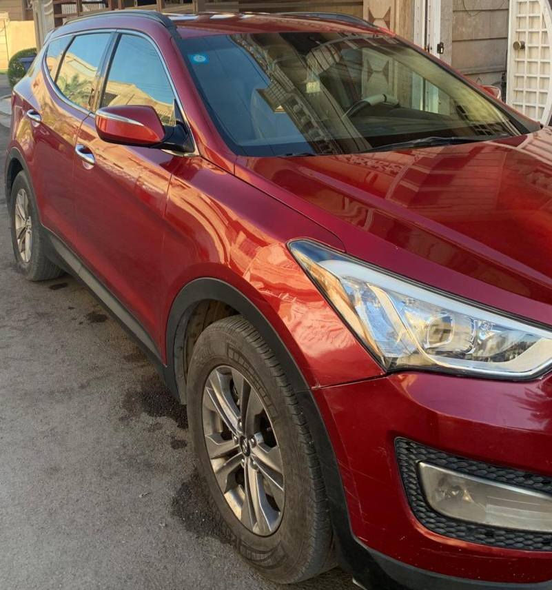 سنتافي سبورت موديل 2016 
4 سلندر وارد امريكي و الحادث موضح بالصور بنيد حادث سطحي مبدل بلادي رقم بغداد مشروع وطني السيارة بأسمي تحويل ثاني يوم السيارة فول مواصفات بأستثناء البنوراما كير محرك مكفول و مامفتوح بي برغي .
المواصفات :
بصمة تشغيل ، بصمة ابواب ، بصمة صندوق ، كشنات جلد ، حاملة اكواب ، كشن السائق و الراكب كهرباء ، كشنات تدفئة السائق و الراكب ، فول تحكم ستيرن جهتين ، تبريد شاشة مع شاشة صغيرة مع شاشة اعطال ، اواكس + بلوتوث + USB + حاكية + اوامر صوتية مع خاصية الرد على الهاتف ، رادارات جانبية ، اشاير لد بالمري ، لايت عدسه مع لد نهاري + بك لايت LED ، المرآة الوسطيه اوتو دم تعتيم ذاتي + هيترات بالمرآة الجانبية + اربعة انظمة قيادة : ايكو / نورمال / سبورت / كونفورت ، خاصية النزول من المنحدرات ، كروز مثبت سرعة ، بردات خلفية بلادية ، ويل كب كروم حجم 17 ، مع حساسات ضغط الإطار الرقمي ، كامره خلفية بلادية ، .....
رقم صاحب السيارة : *********** 
واتساب + اتصال 
بغداد البلديات
