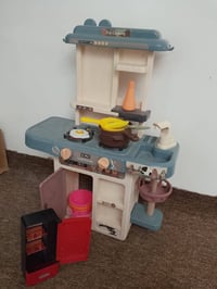 مطبخ اطفال • حجم وسط • توصيل