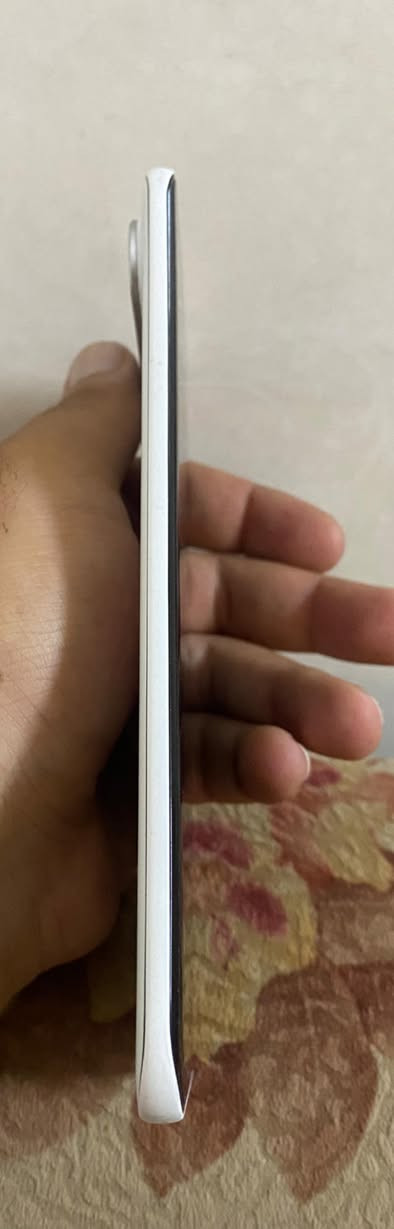تكنو بوفا سليم ذاكره ٢٥٦ رام 8 بطاريه 6400

كامل ملحقات مستخدم شهرين سعرو ٢٥٠ قفلو مكاني ايسر مجمع زيونه

***********

