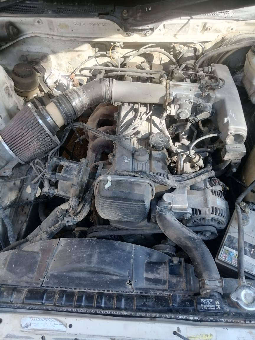 اسلام عليكم مارك عظم ٩٢ انگليزي تحويل ثاني يوم كير مكينه مكفول حداديه ٧٠ بل ١٠٠ مكفول كص ونقل سعر ٣٨ وبيها مجال *********** نجف
