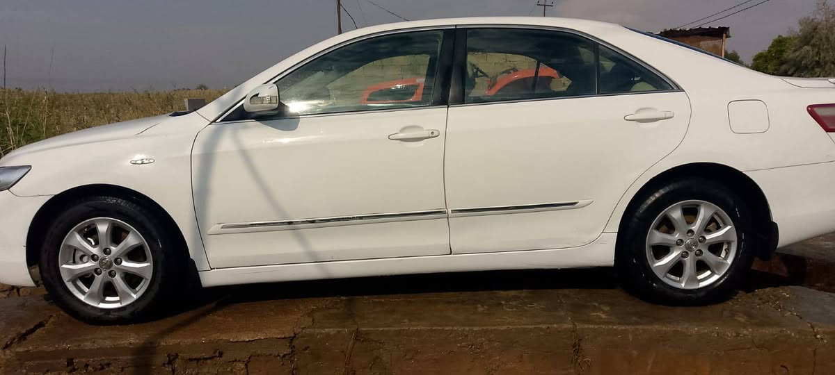 عليكم كامري موديل 2009 فول مواصفات كير محرك خير من الله تخم تاير رقم بغداد اجنبي تحويل مباشر العنوان  صلاح الدين ناحيه الشيخ براهيم بيع مستعجل السعر 110 وبيها مجال واذا مراوس  كيا حمل 2015/2016 رقم الاستفس***********
