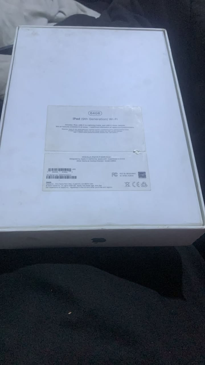 ايباد 9 للبيع مكاني زبير***********
